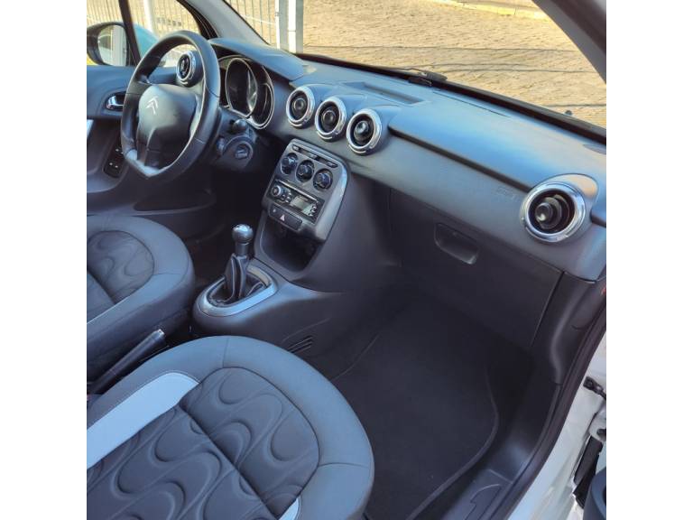 CITROËN - C3 - 2013/2014 - Branca - R$ 41.900,00