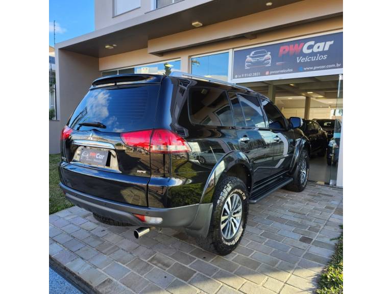 MITSUBISHI - PAJERO DAKAR - 2016/2017 - Preta - R$ 157.900,00