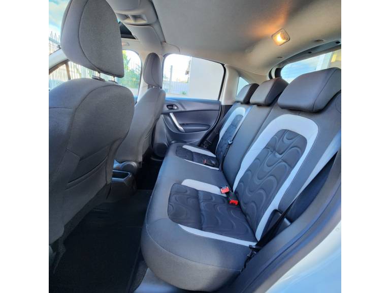 CITROËN - C3 - 2013/2014 - Branca - R$ 41.900,00