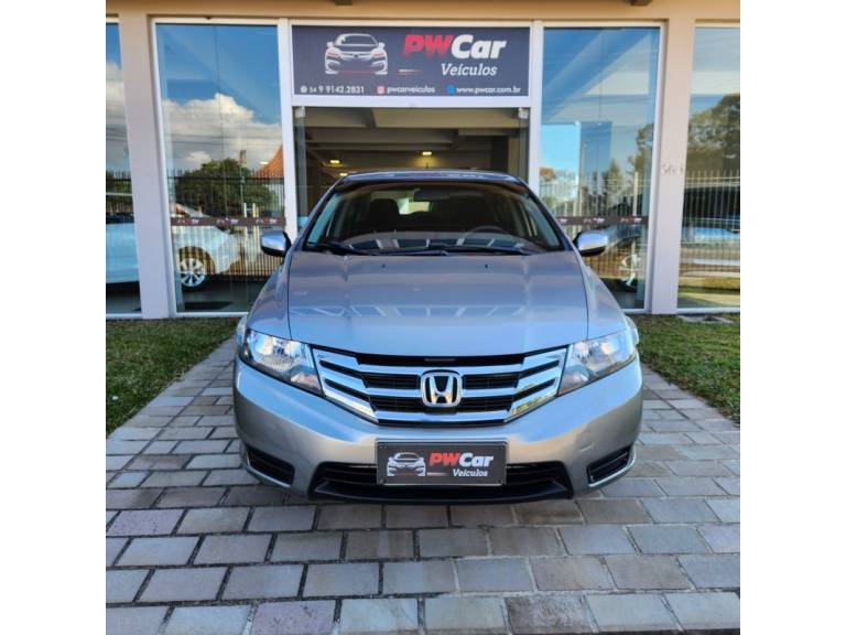 HONDA - CITY - 2012/2013 - Cinza - R$ 55.900,00