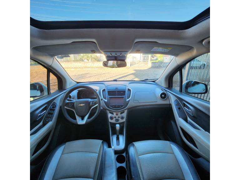 CHEVROLET - TRACKER - 2014/2014 - Branca - R$ 68.900,00