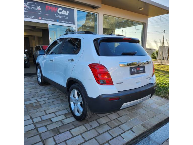 CHEVROLET - TRACKER - 2014/2014 - Branca - R$ 68.900,00