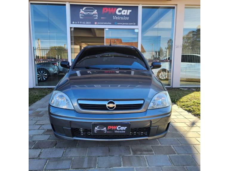 CHEVROLET - CORSA - 2011/2012 - Cinza - R$ 35.000,00