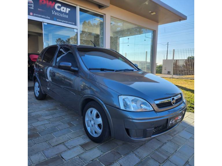 CHEVROLET - CORSA - 2011/2012 - Cinza - R$ 35.000,00