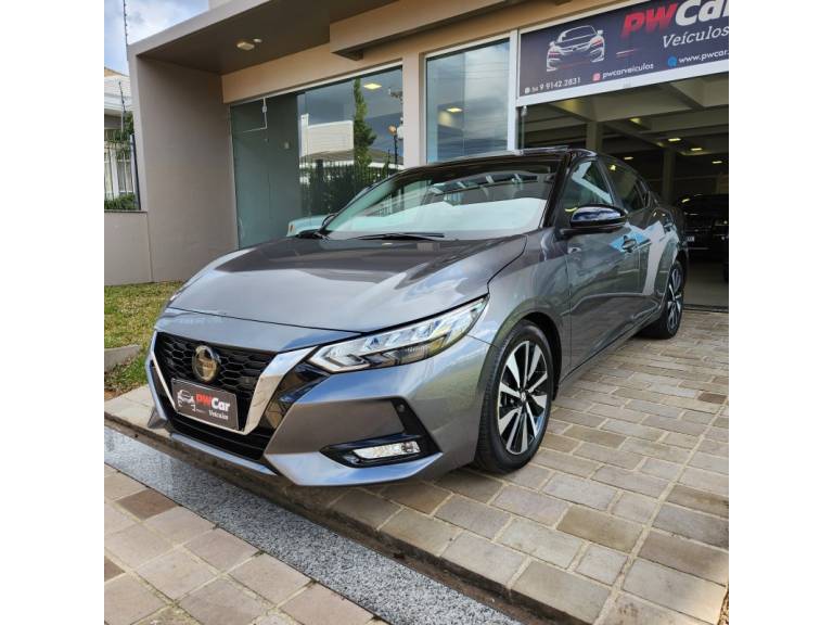 NISSAN - SENTRA - 2023/2023 - Cinza - R$ 145.900,00