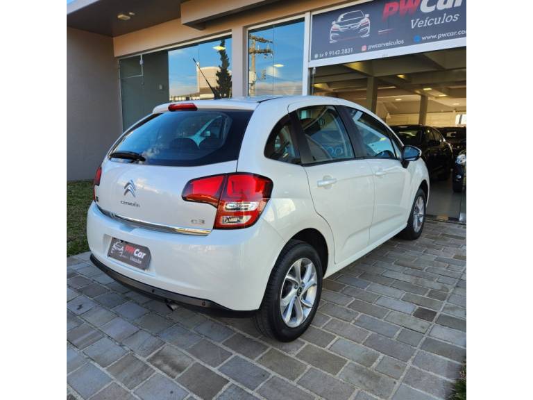 CITROËN - C3 - 2013/2014 - Branca - R$ 41.900,00