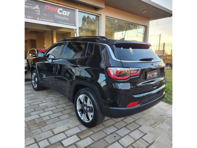 JEEP - COMPASS - 2016/2017 - Preta - R$ 91.900,00