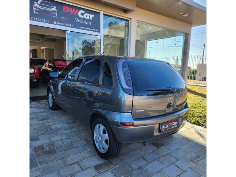 CHEVROLET - CORSA - 2011/2012 - Cinza - R$ 35.000,00