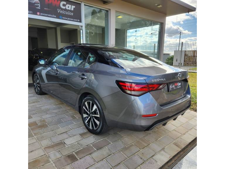 NISSAN - SENTRA - 2023/2023 - Cinza - R$ 145.900,00