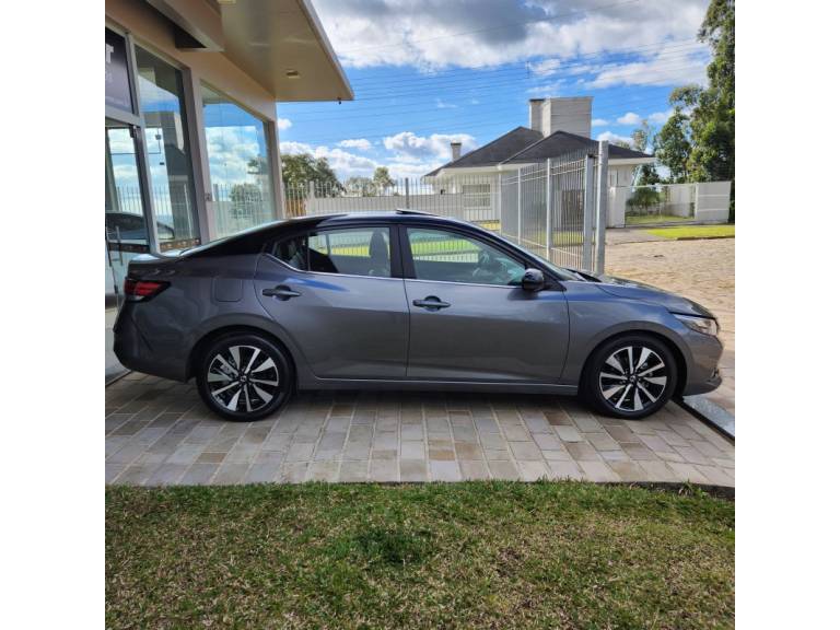 NISSAN - SENTRA - 2023/2023 - Cinza - R$ 145.900,00